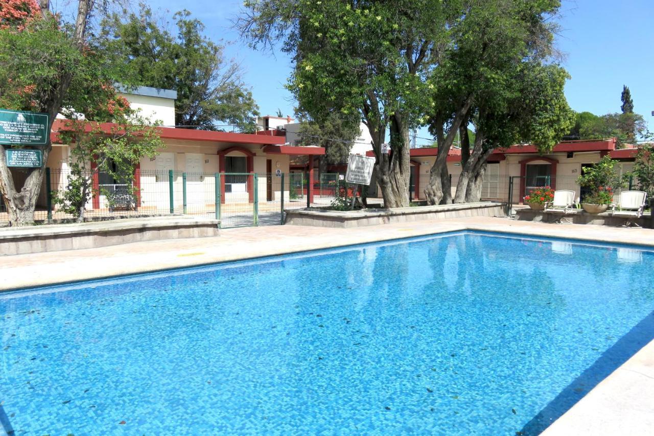 Hotel Huizache Saltillo Eksteriør billede